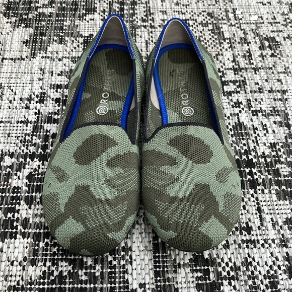 Girls Rothy’s - Picture 2 of 6